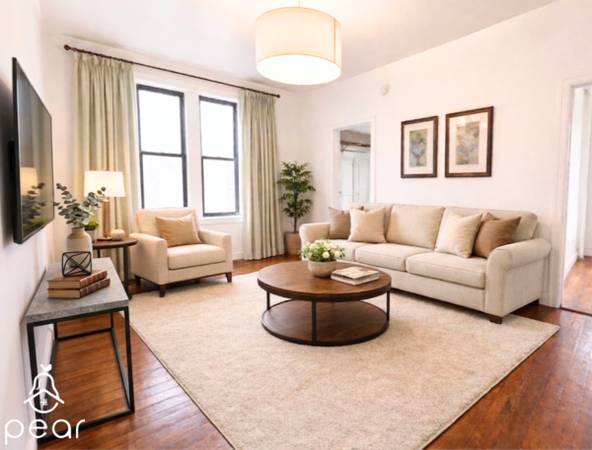 Listing photo 1 of 5