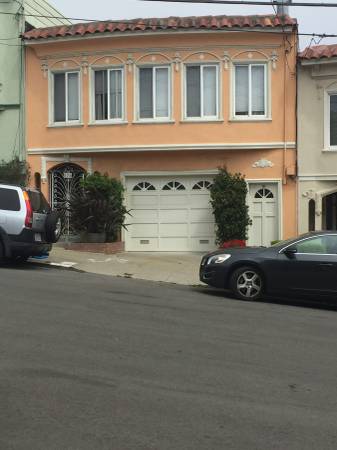 Listing photo 1 of 5