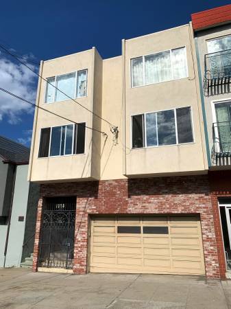 Listing photo 1 of 5
