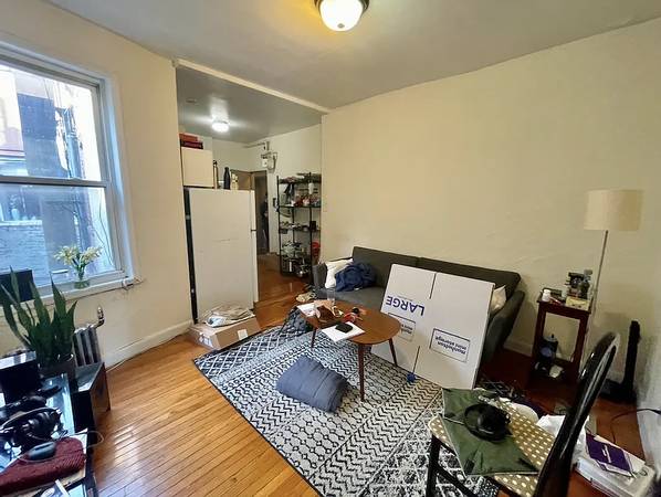 Listing photo 1 of 5