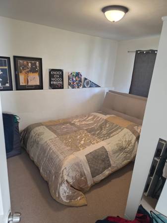 Listing photo 1 of 5