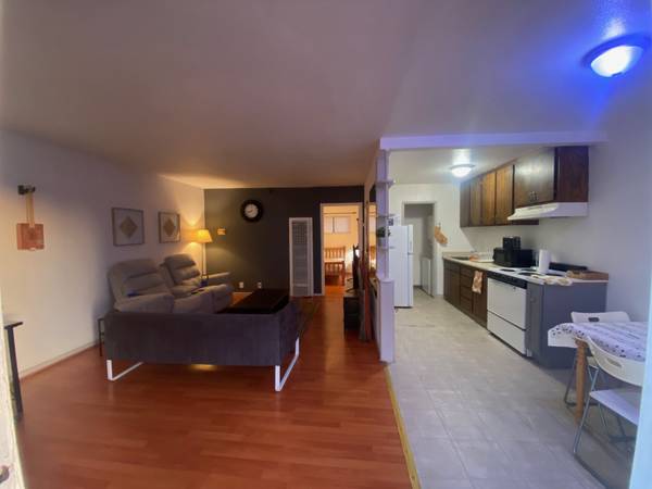 Listing photo 1 of 5