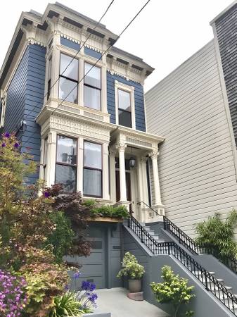 Listing photo 1 of 5