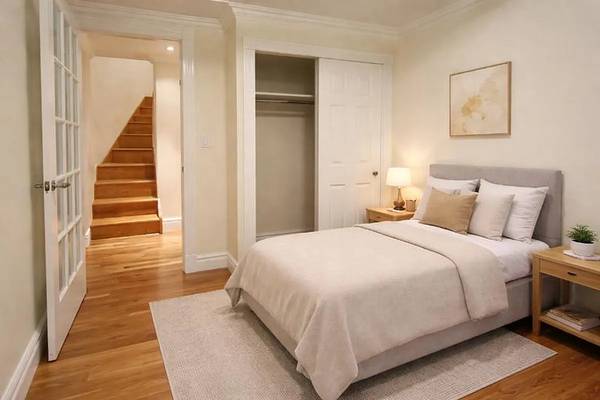 Listing photo 1 of 5