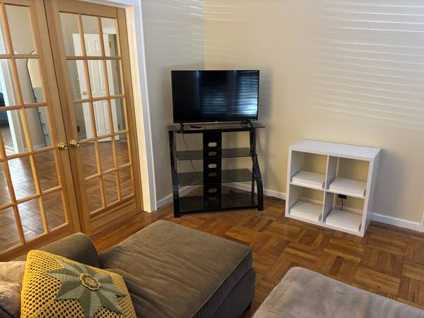 Listing photo 1 of 5