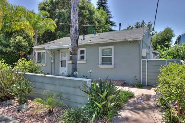 Listing photo 1 of 5