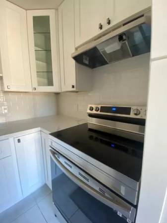 Listing photo 1 of 3