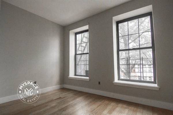 Listing photo 1 of 5