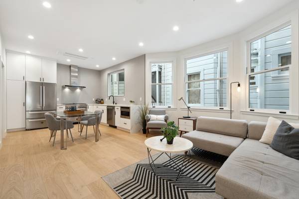 Listing photo 1 of 5