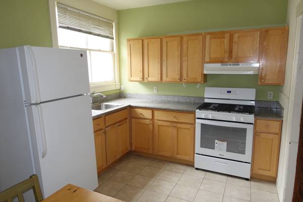 Listing photo 1 of 5