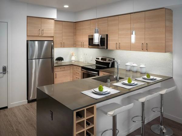 Listing photo 1 of 5