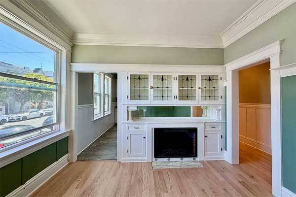 Listing photo 1 of 5