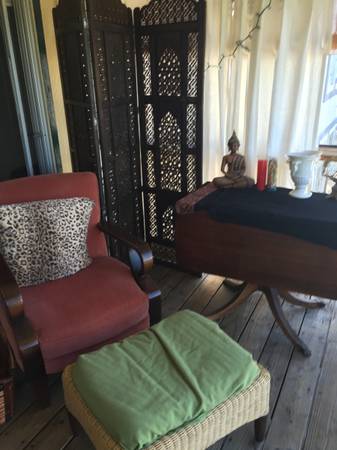 Listing photo 1 of 4