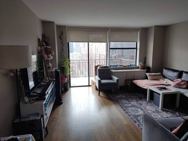 Listing photo 1 of 4