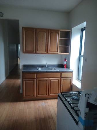 Listing photo 1 of 5