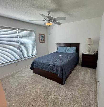 Listing photo 1 of 3