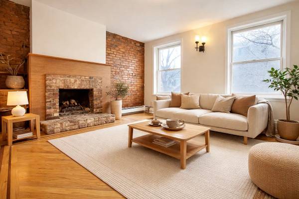 Listing photo 1 of 5