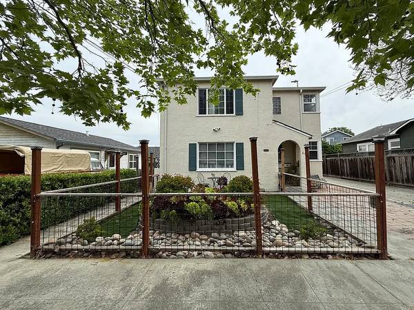 Listing photo 1 of 5