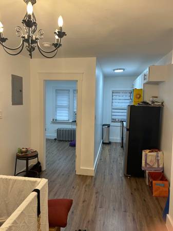 Listing photo 1 of 3