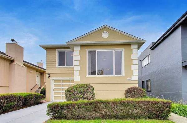 Listing photo 1 of 5