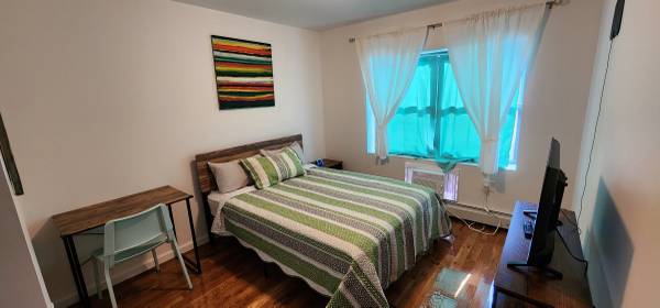 Listing photo 1 of 5