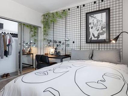 Listing photo 1 of 5