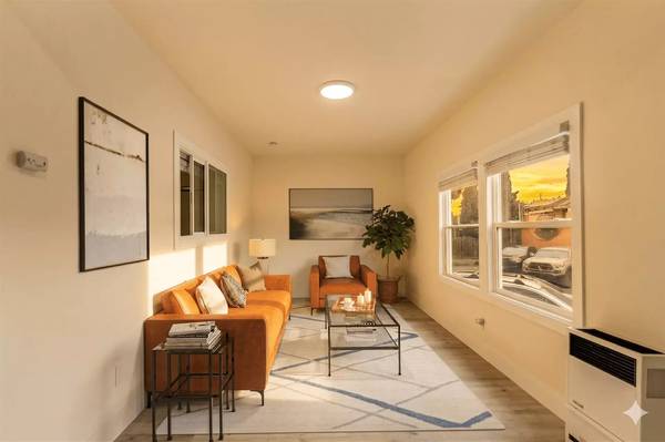 Listing photo 1 of 5