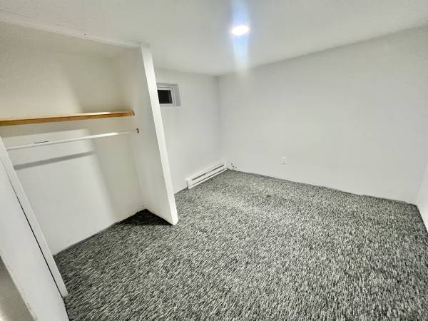 Listing photo 1 of 2