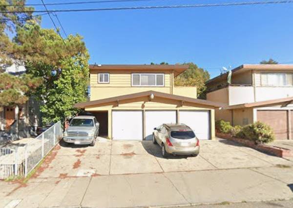 Listing photo 1 of 5