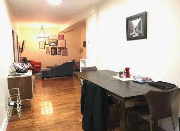 Listing photo 1 of 5
