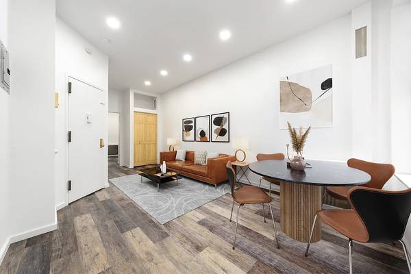 Listing photo 1 of 5