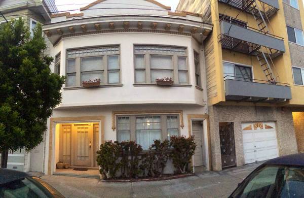 Listing photo 1 of 5