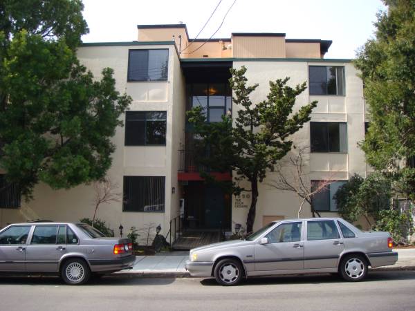 Listing photo 1 of 5