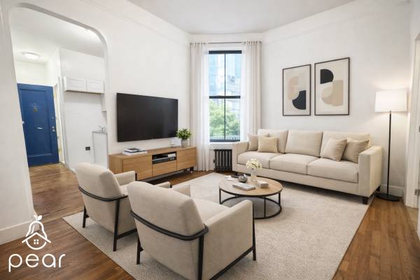 Listing photo 1 of 5