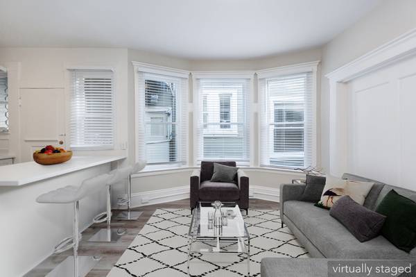 Listing photo 1 of 5