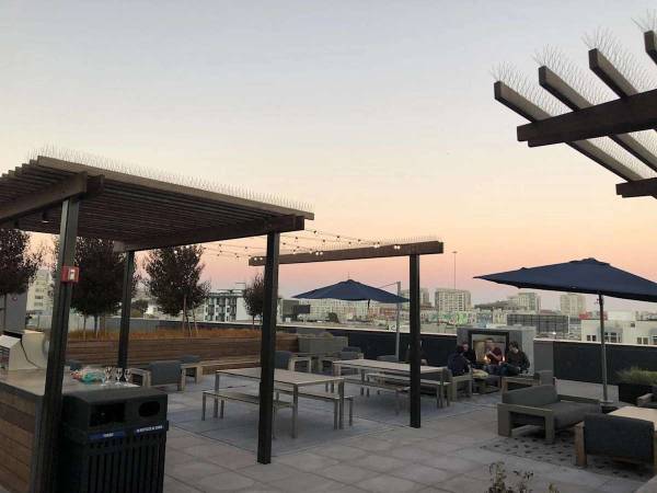 Listing photo 1 of 5