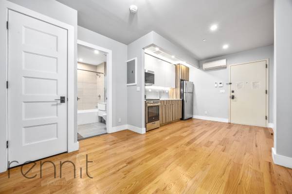 Listing photo 1 of 5