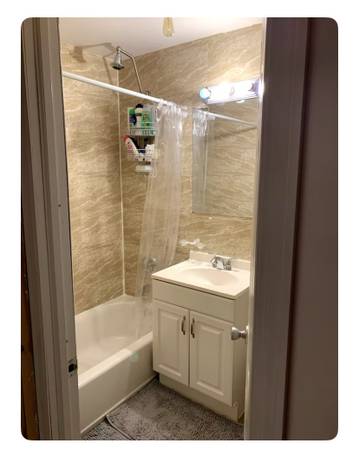 Listing photo 1 of 5