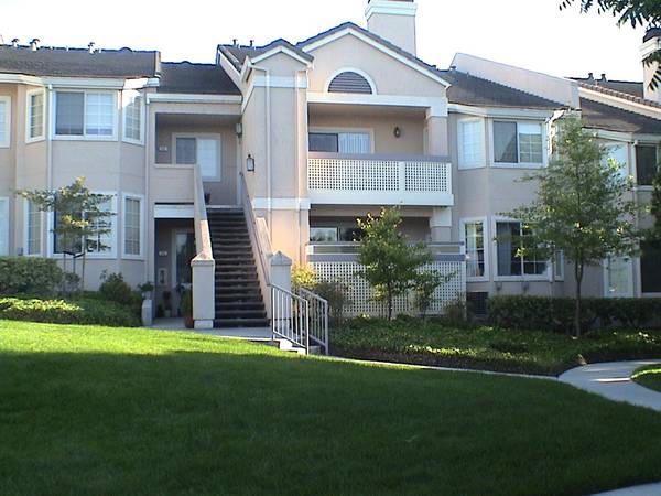 Listing photo 1 of 5