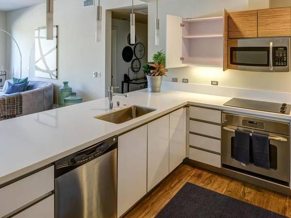 Listing photo 1 of 5