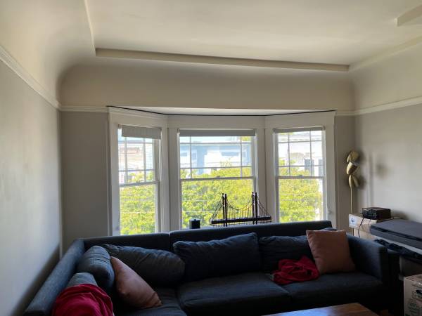 Listing photo 1 of 5
