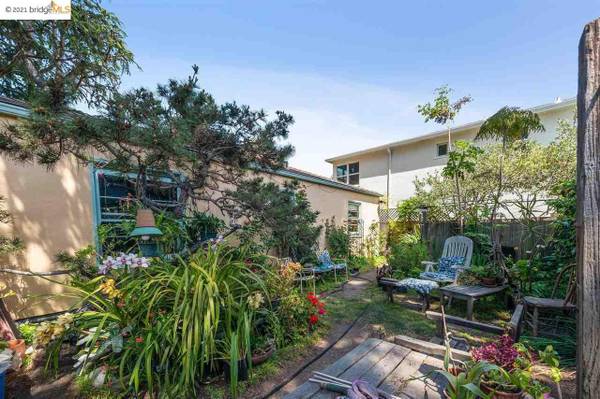 Listing photo 1 of 5