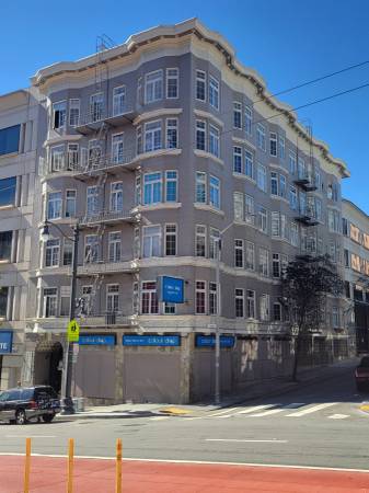 Listing photo 1 of 5