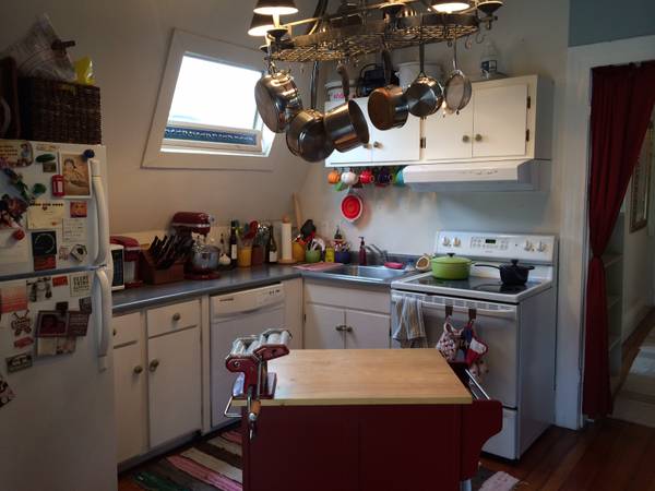 Listing photo 1 of 5