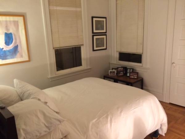 Listing photo 1 of 2