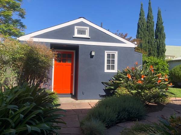 Listing photo 1 of 5