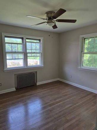 Listing photo 1 of 4