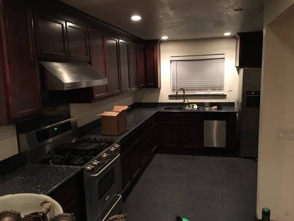 Listing photo 1 of 4