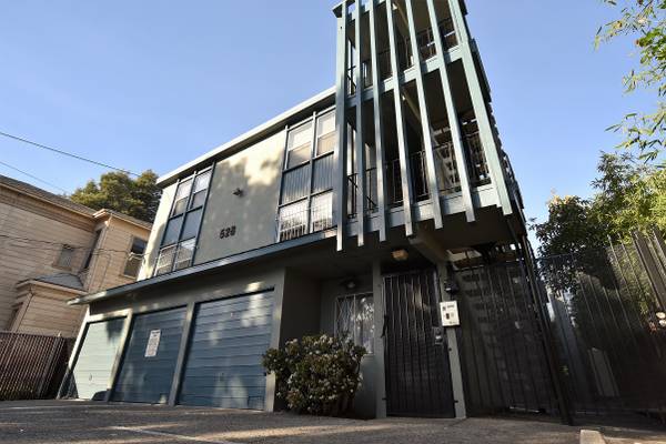 Listing photo 1 of 5