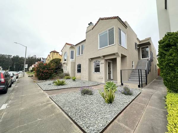 Listing photo 1 of 5